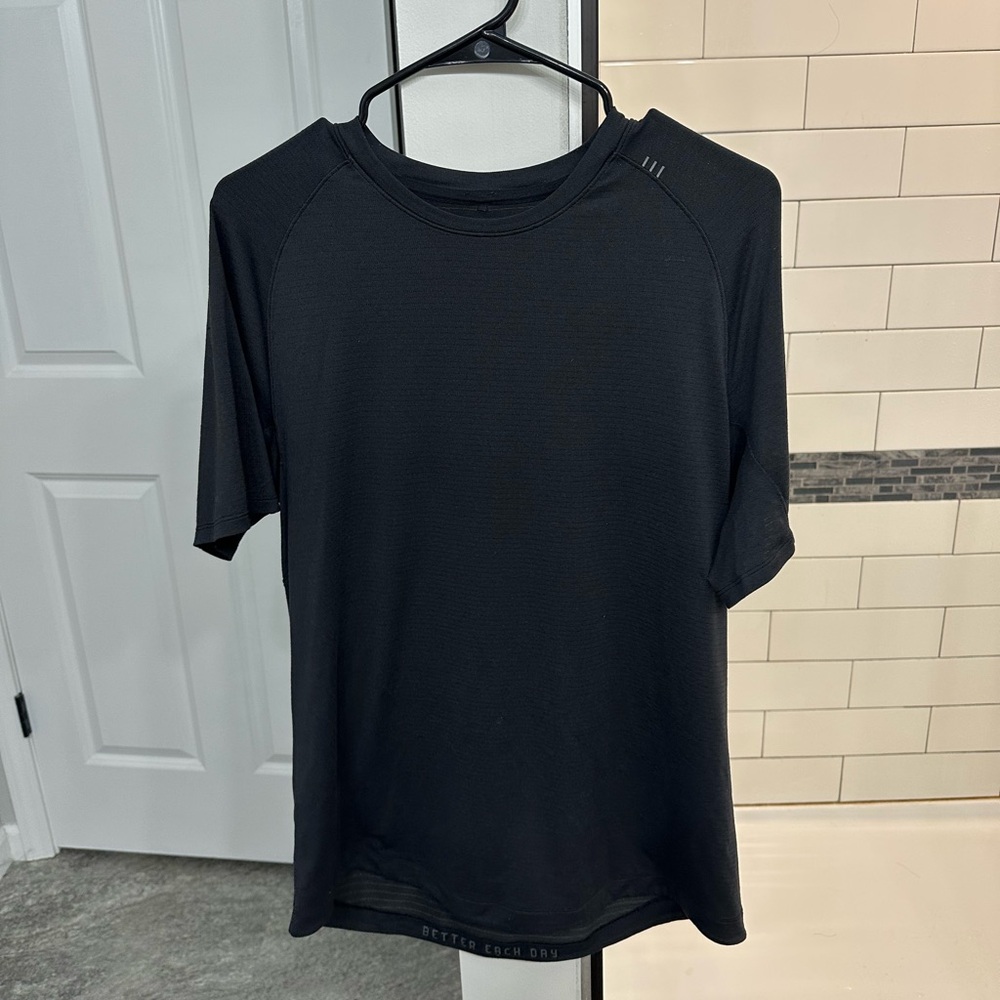 Lululemon License to Train Shirt